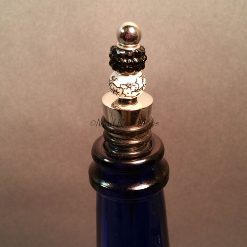 Bottle Stopper--Black and White